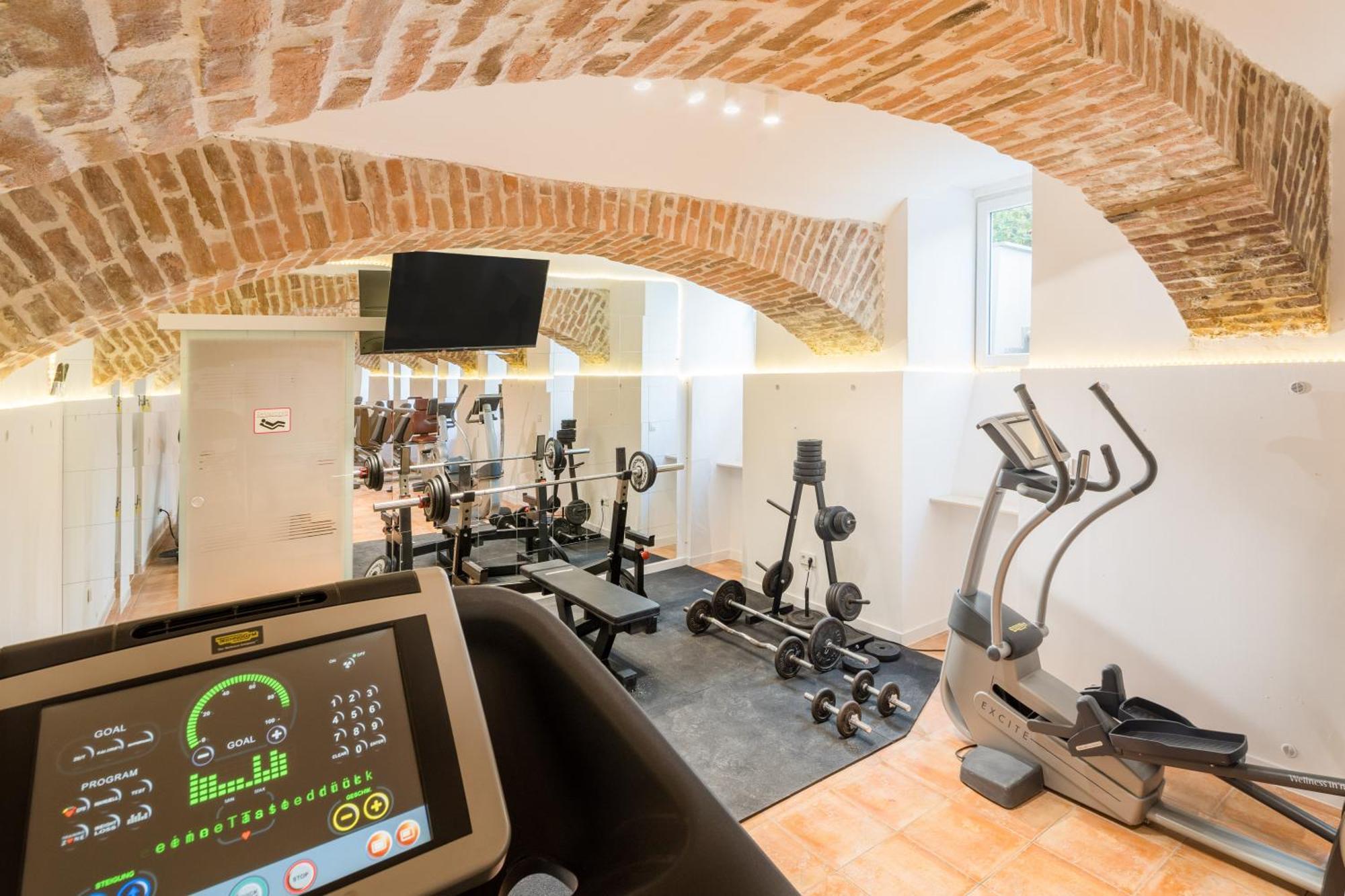 Best Western Plus Celebrity Suites Wenen Buitenkant foto
