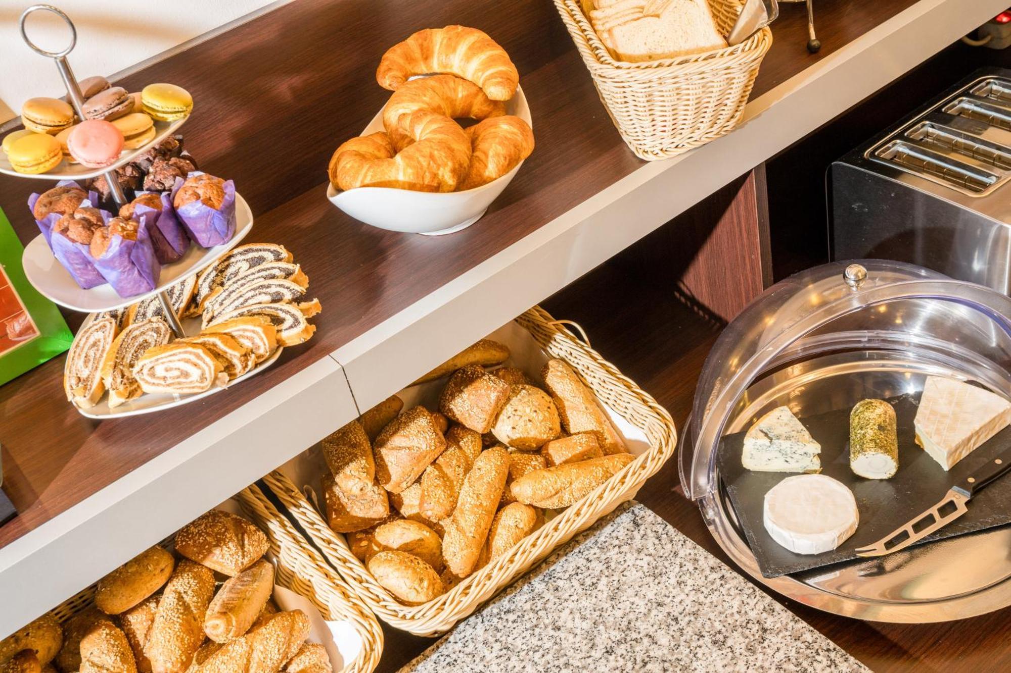 Best Western Plus Celebrity Suites Wenen Buitenkant foto