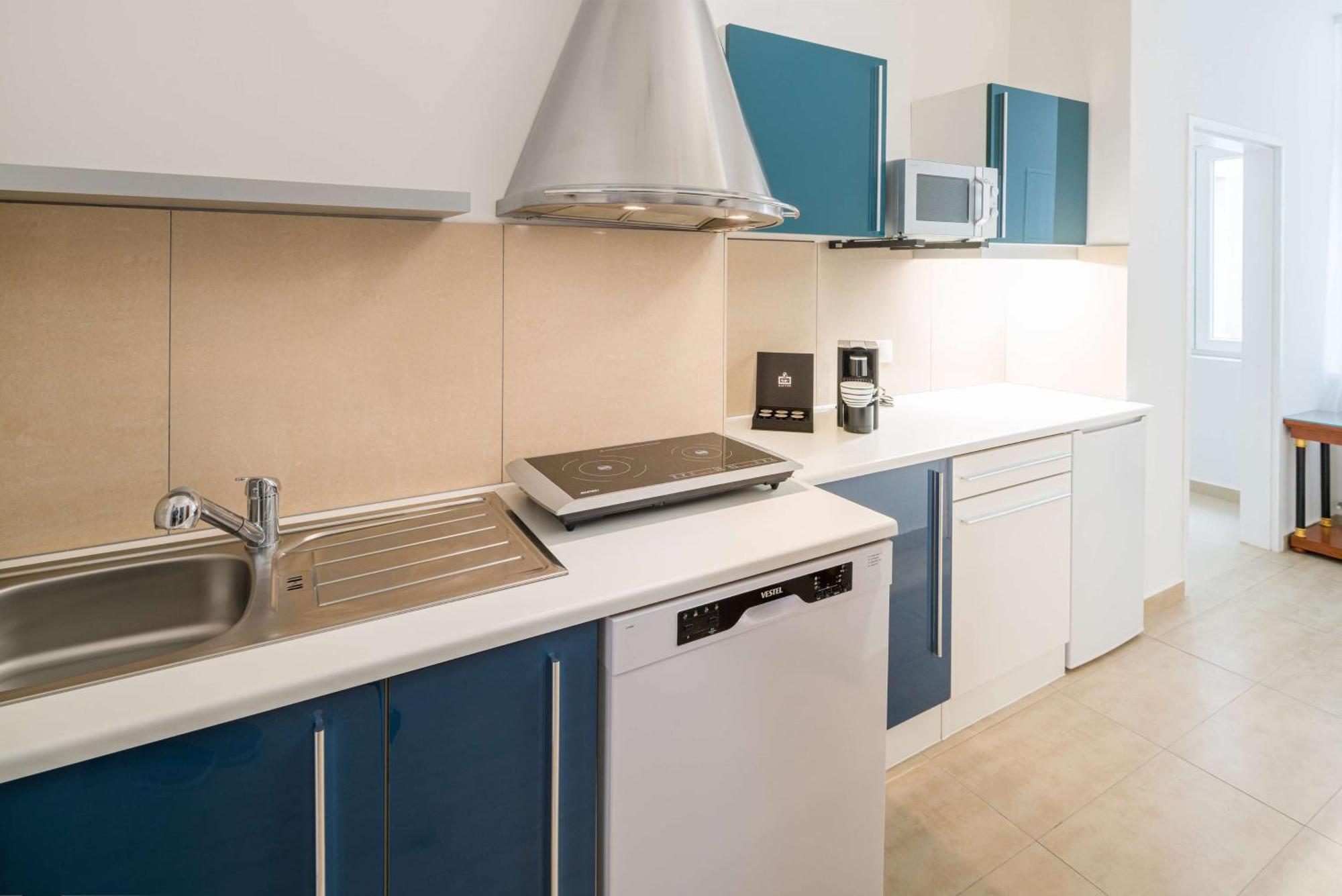 Best Western Plus Celebrity Suites Wenen Buitenkant foto
