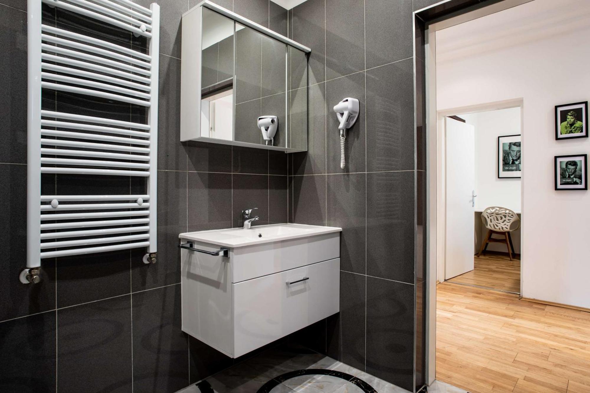 Best Western Plus Celebrity Suites Wenen Buitenkant foto